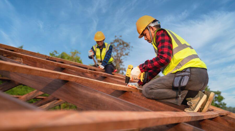Professional gutter cleaning in Lyndhurst, VA